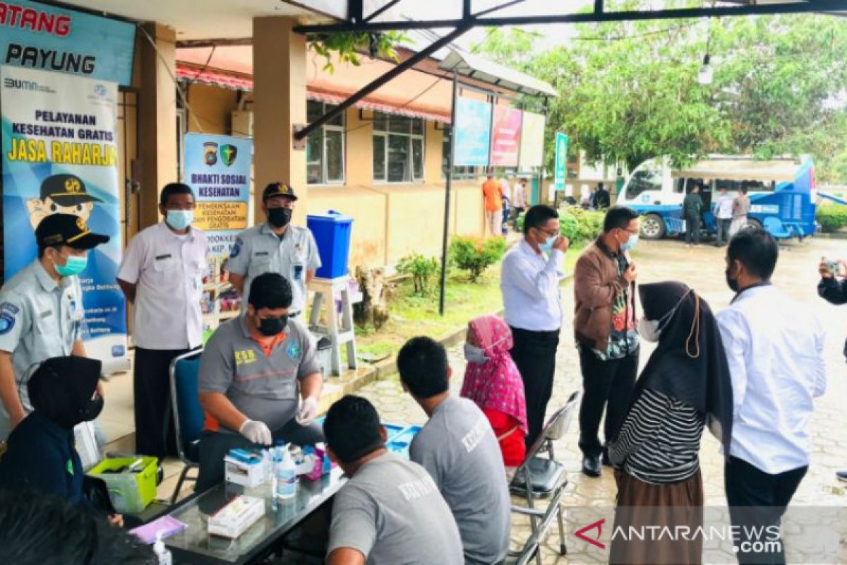 Jasa Raharja berikan layanan periksa kesehatan gratis di Payung Bangka Selatan