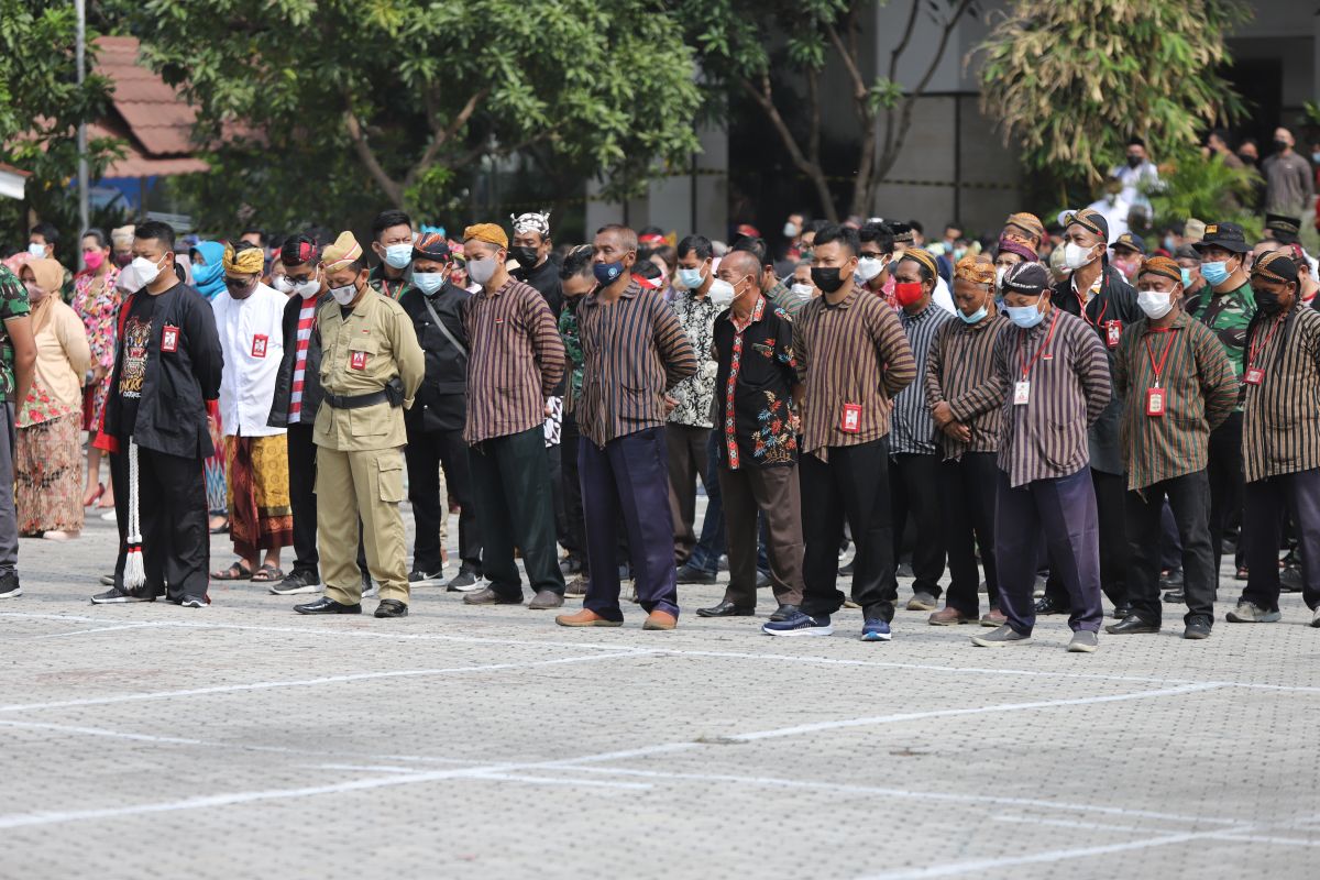 Untag Surabaya laksanakan upacara Hari Pahlawan secara tatap muka