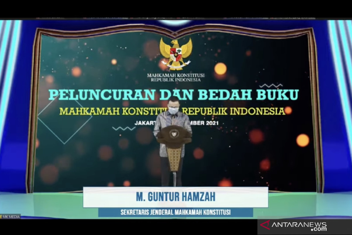 Mahkamah Konstitusi luncurkan 30 buku sebagai persembahan HUT MK