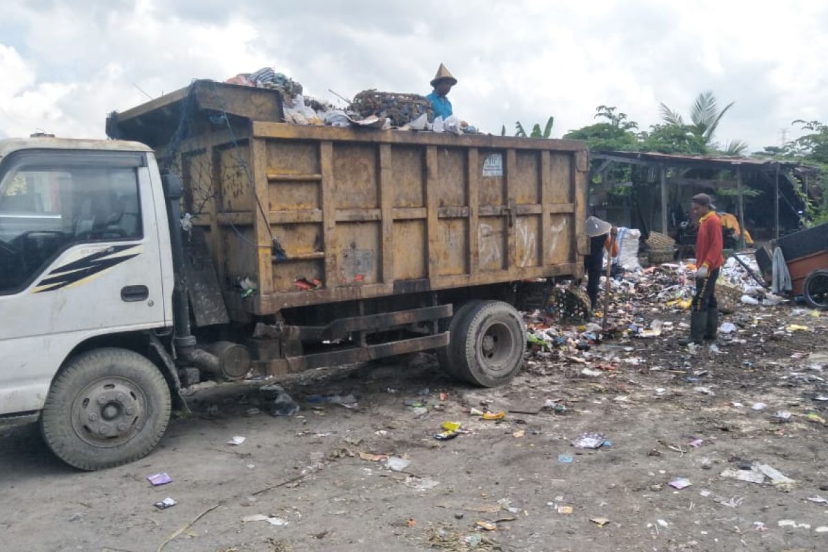 DLH Mataram pastikan tak ada penutupan TPAR sampah