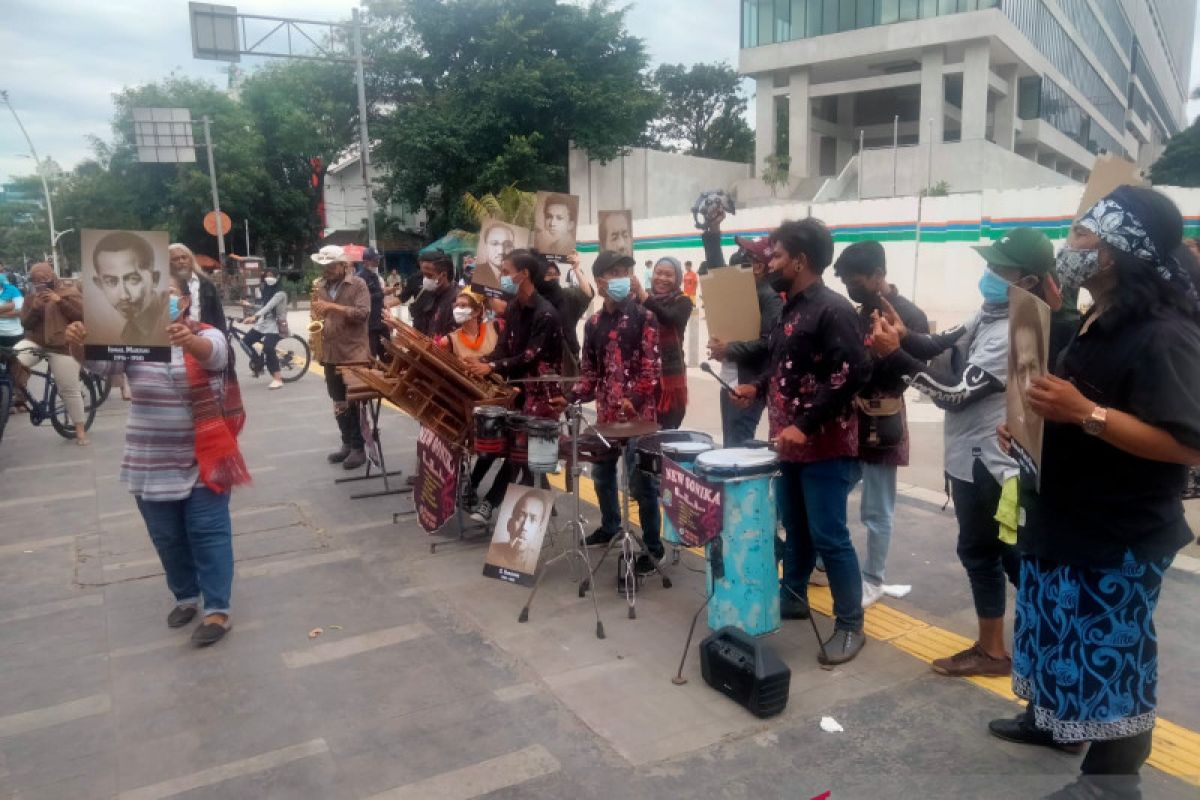 Seniman lintas komunitas rayakan HUT ke-53 Taman Ismail Marzuki