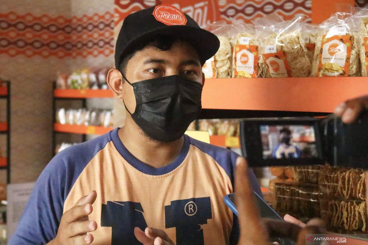 Pelaku UKM Kota Malang berharap ada operasi pasar minyak goreng
