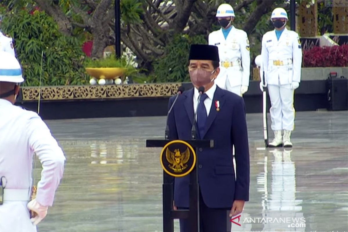 Jokowi: Bangsa Indonesia semakin kokoh bagaikan karang diuji zaman