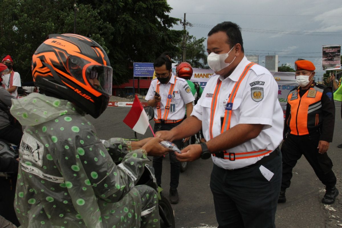 Daop Madiun intensif sosialisasikan keselamatan di perlintasan sebidang