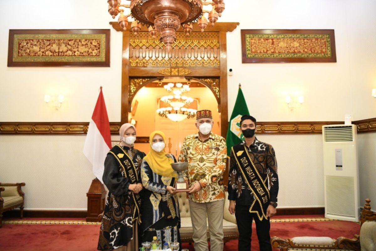 Gubernur Aceh akan berikan beasiswa untuk Agam Inong Aceh