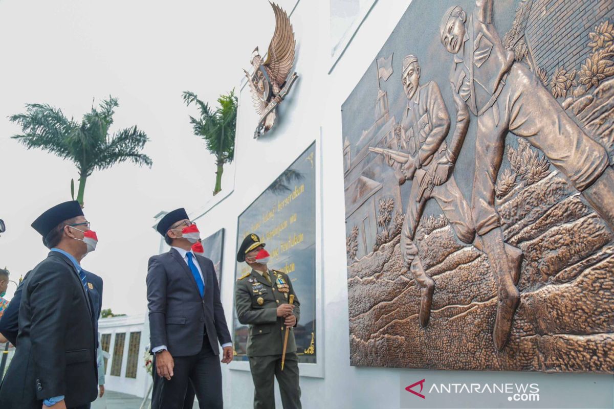 Monumen Jendral Sudirman di TMP Dreded rampung