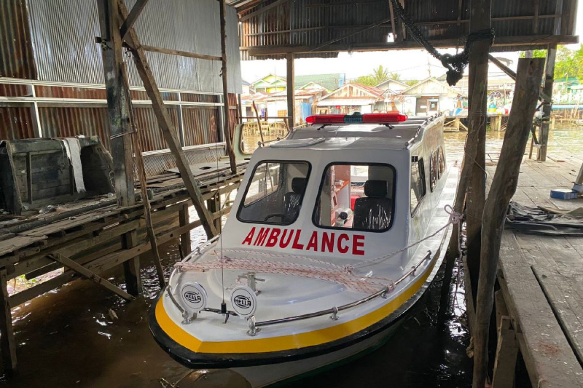 Dinas Kesehatan Banjarmasin perkenalkan ambulan sungai