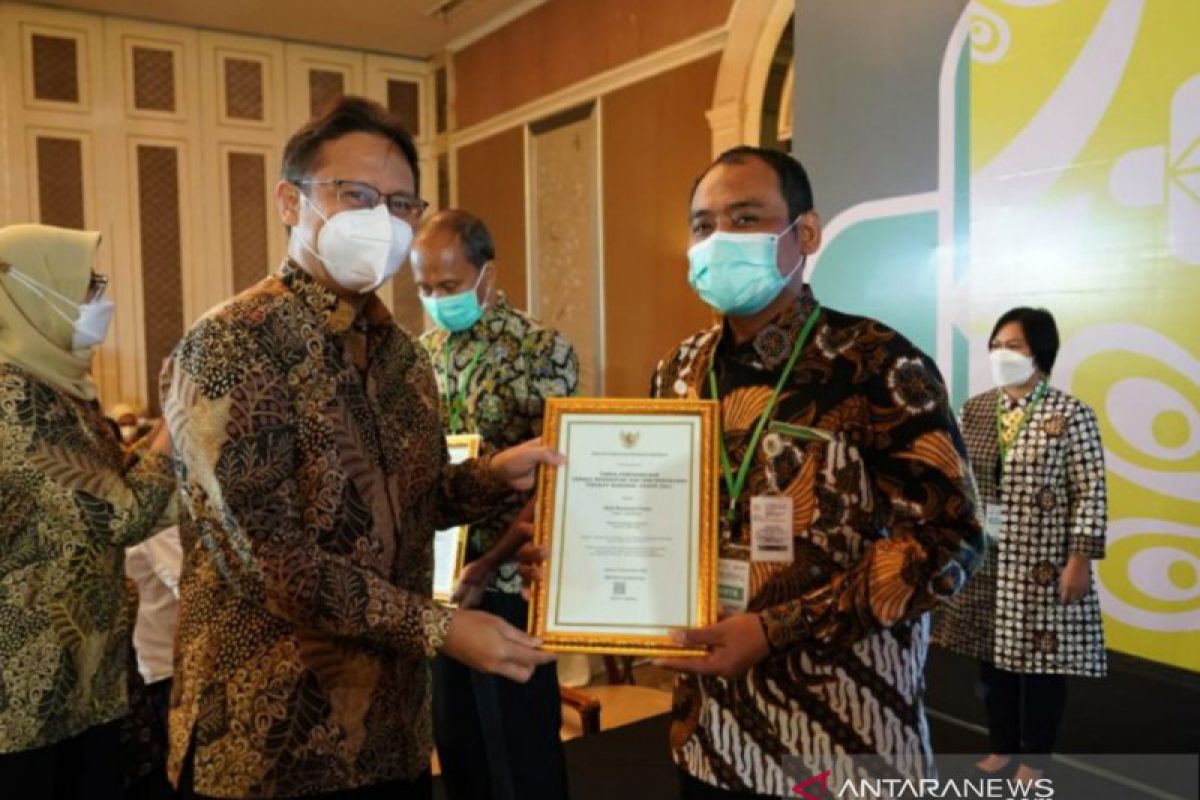 Health Ministry awards 232 officers for COVID-19 handling