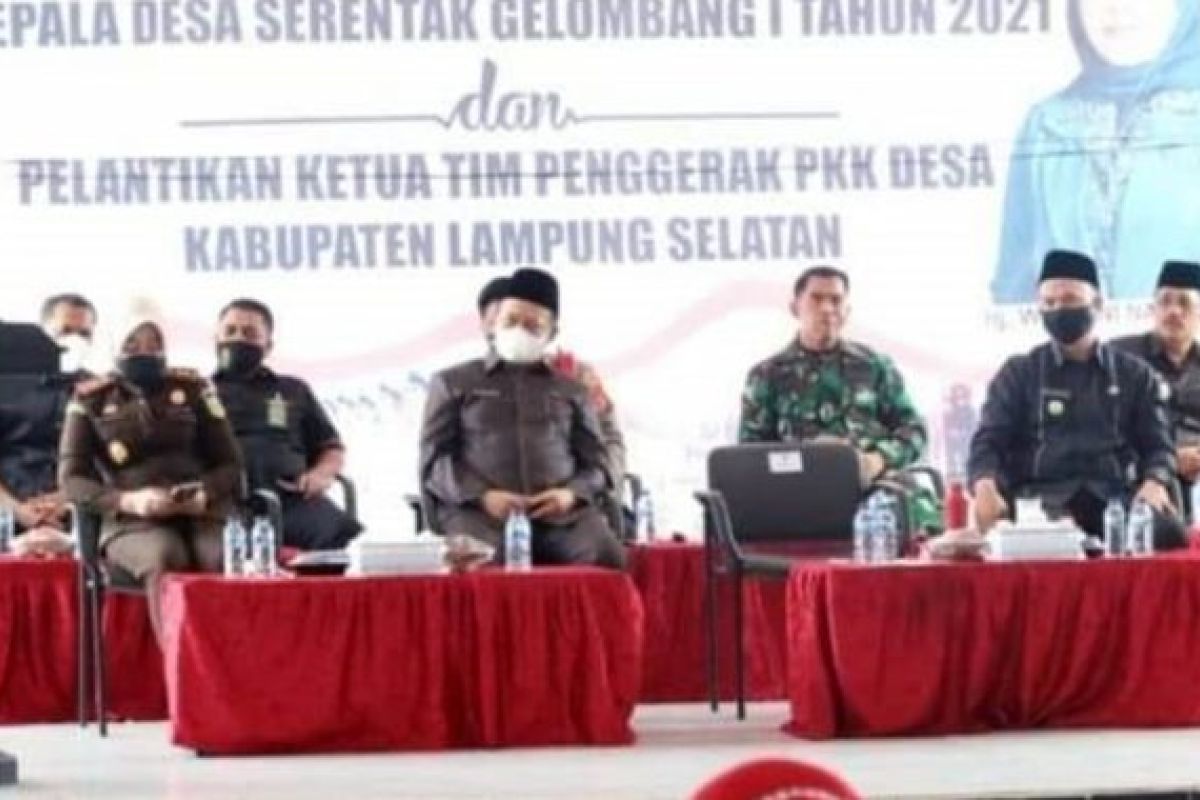 Bupati Lampung Selatan dalam pelantikan Kades : Tidak ada kubu-kubuan setelah pelantikan