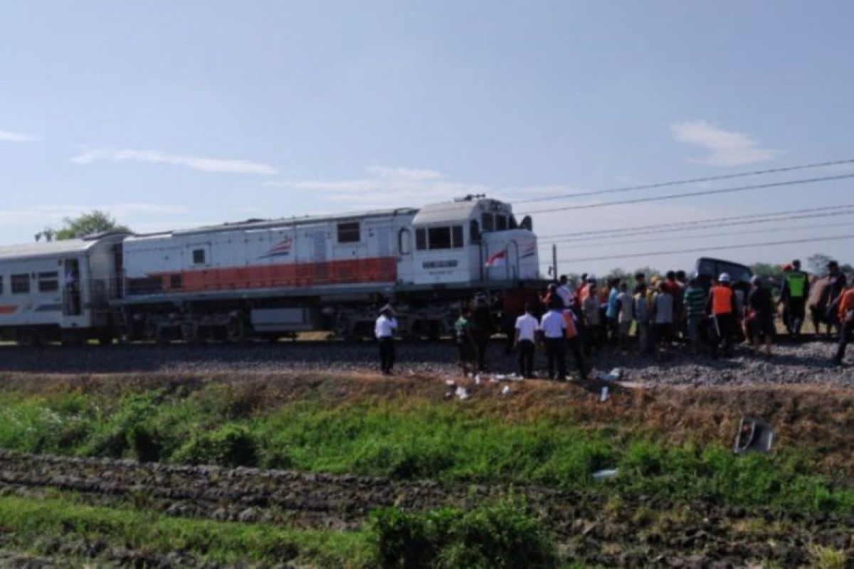 Daop 7 Madiun catat sembilan kecelakaan di perlintasan sebidang selama 2021