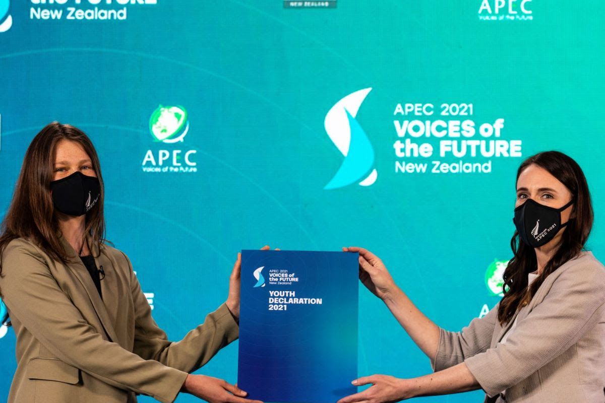 Young people deliver strong message to APEC leaders