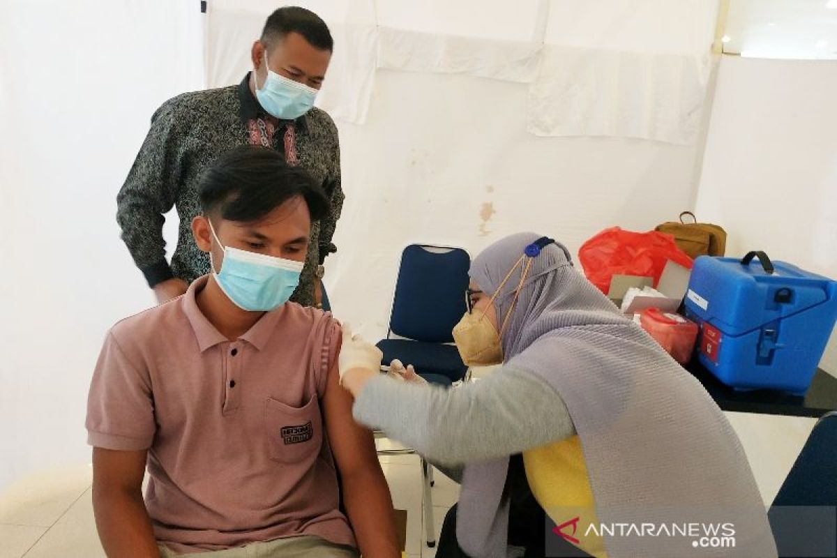Kadin Kotawaringin Timur gelar vaksin massal di  mal Sampit