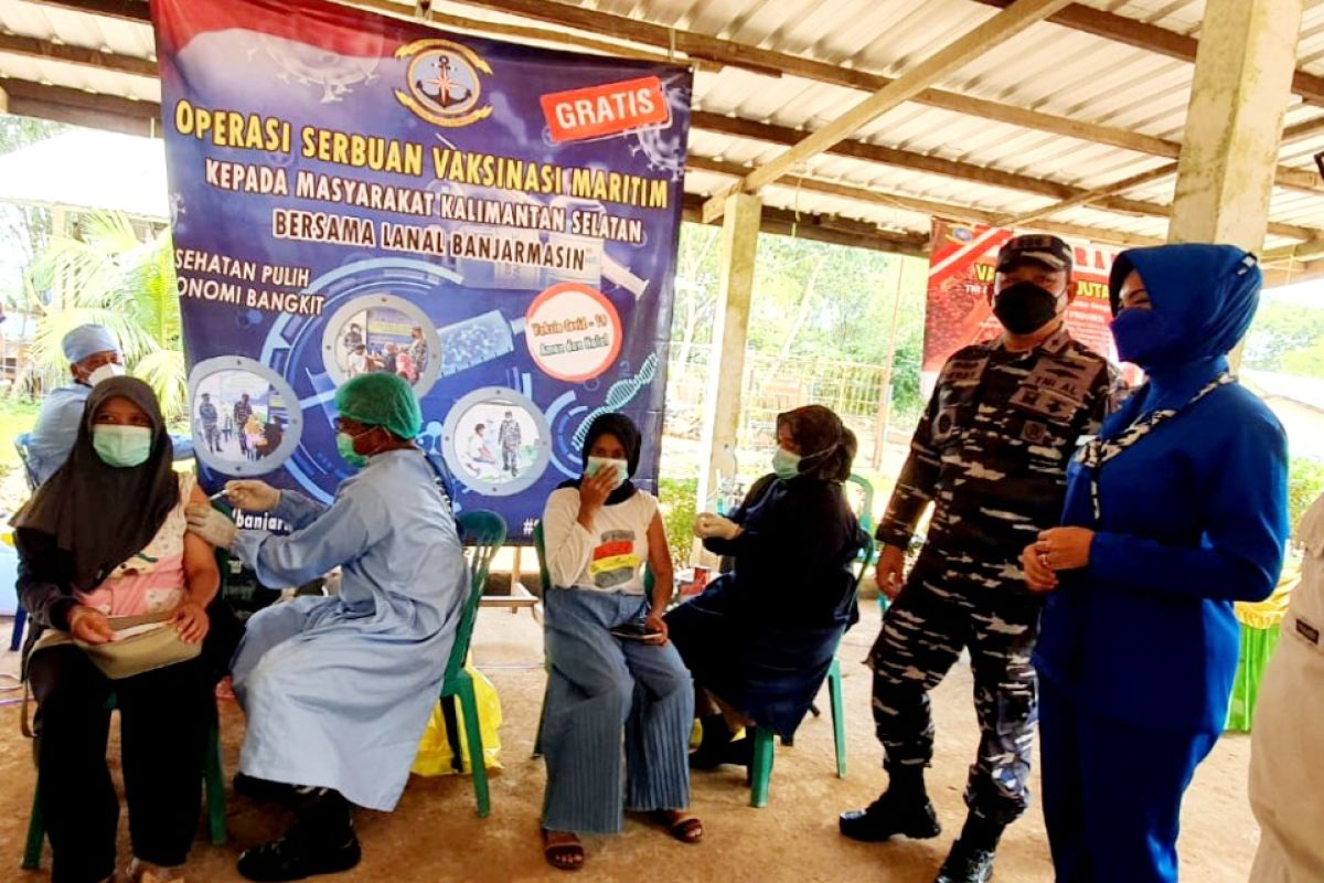 Sinergi TNI AL dan Gapki vaksinasi karyawan di perkebunan sawit