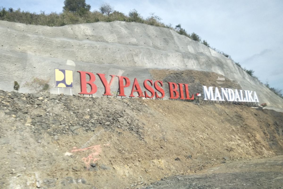 Jalan Bypass Bandara-Mandalika tuntas dan siap digunakan