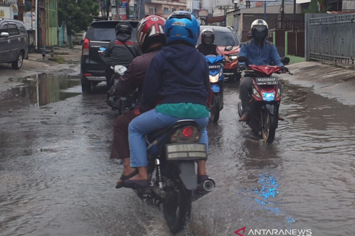 Walhi minta Pemkot Palembang maksimal atasi masalah banjir