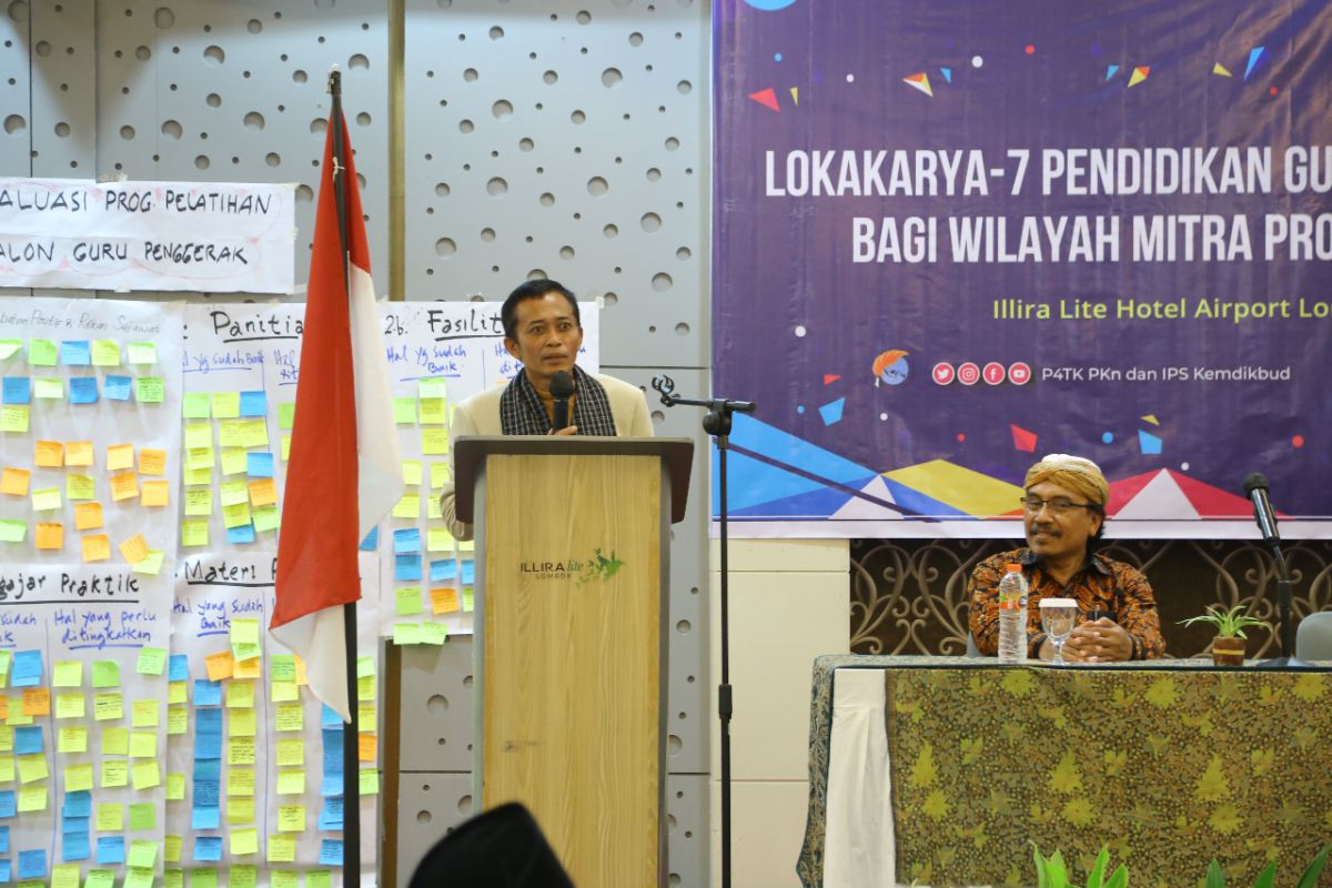 Bupati Lombok Tengah mendukung pelaksanaan Program Guru Penggerak