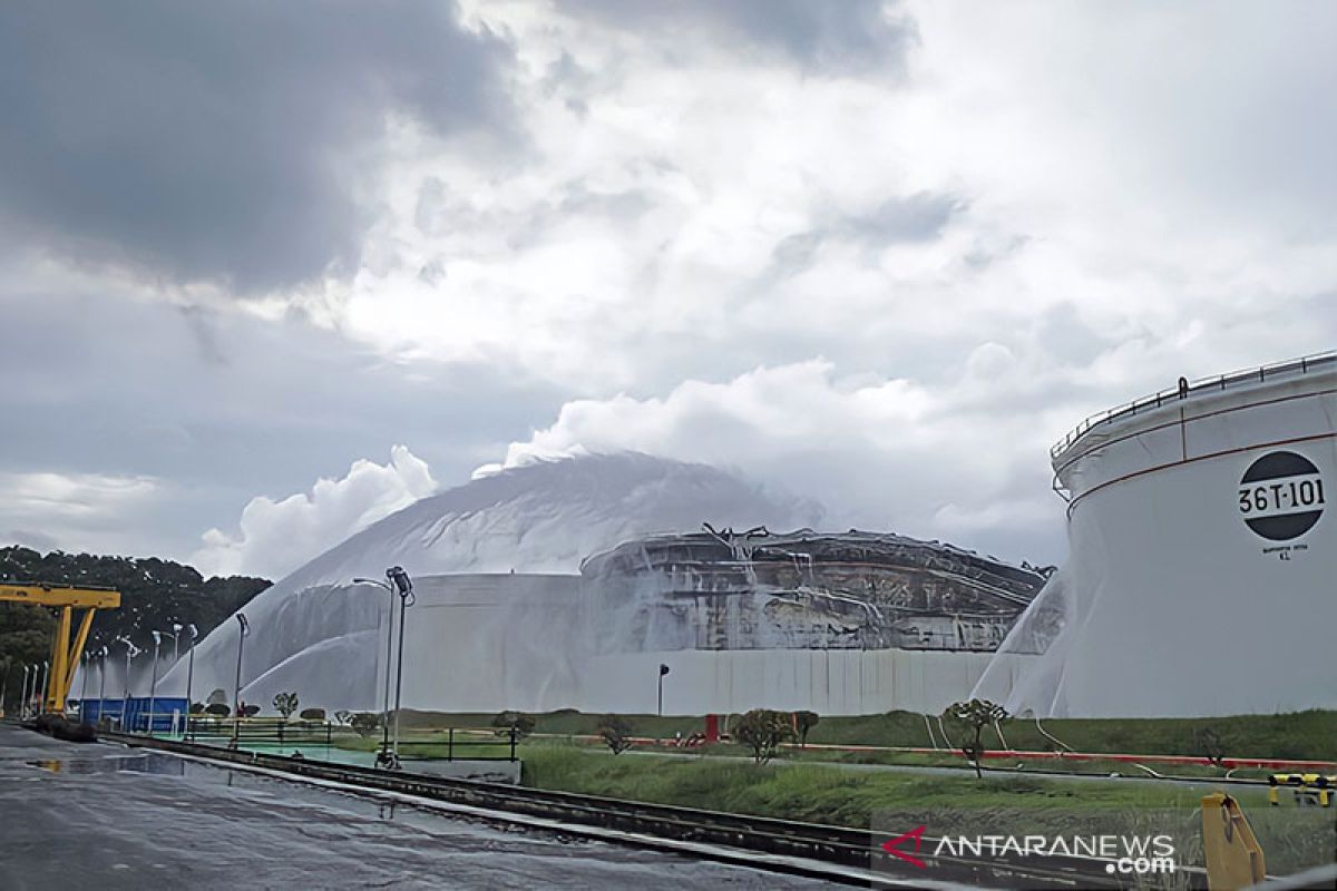 Pertamina: Kebakaran tangki di Kilang Cilacap berhasil dipadamkan