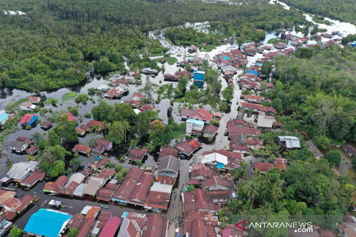 Aktivis sebut banjir di Kapuas Hulu karena rusaknya alam