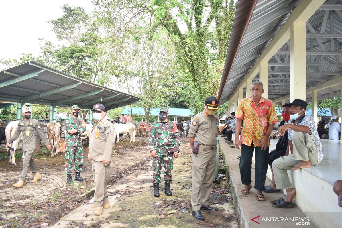 21 orang terjaring razia tidak gunakan masker di pasar sapi Pelaihari