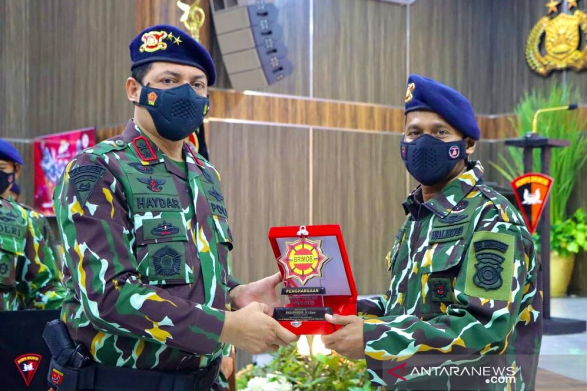 Wali Kota Sabang dapat penghargaan saat HUT Korps Brimob Polda Aceh