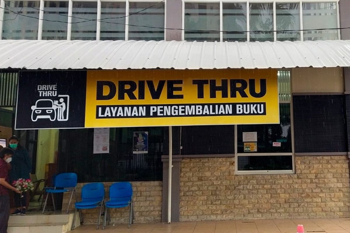 Tingkatkan literasi, Khofifah imbau perpustakaan tak berhenti berinovasi