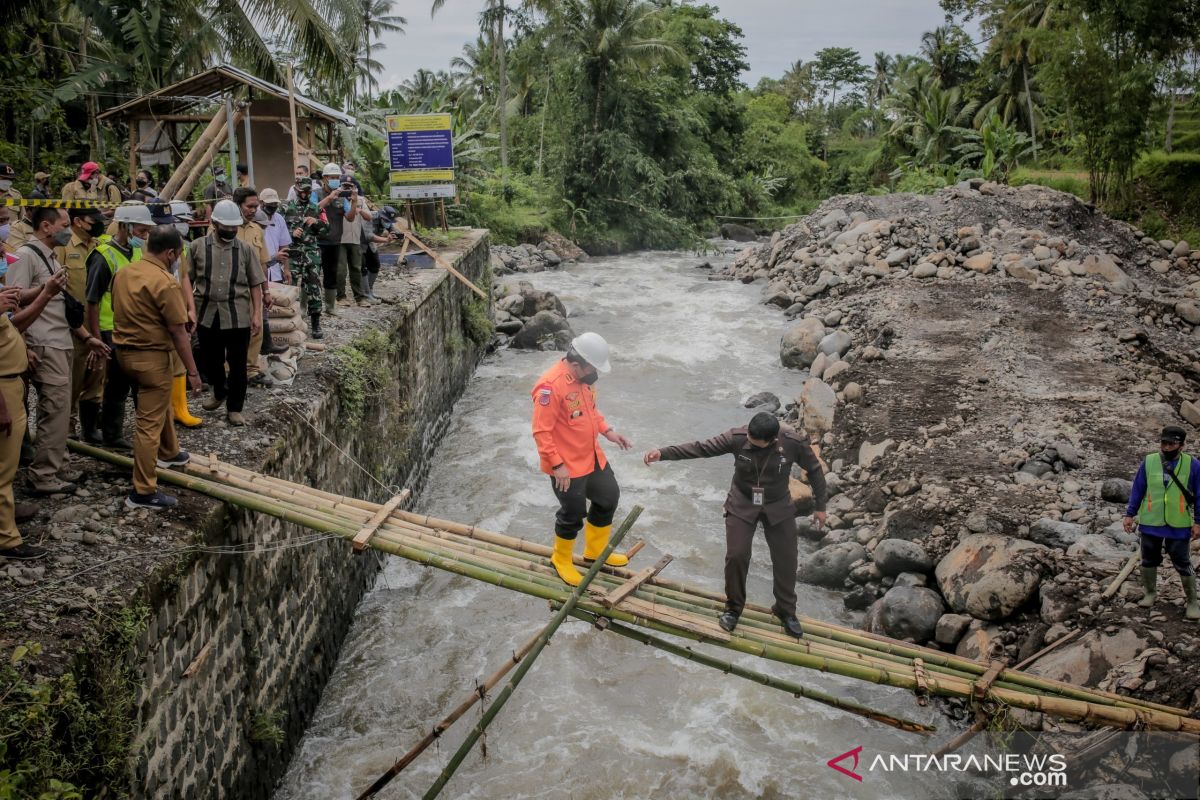 Sembilan bendungan di Jember diperbaiki