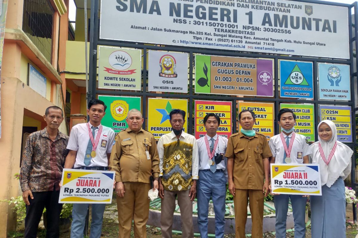 SMAN 1 Amuntai HSU tuai prestasi lomba olahraga tradisional