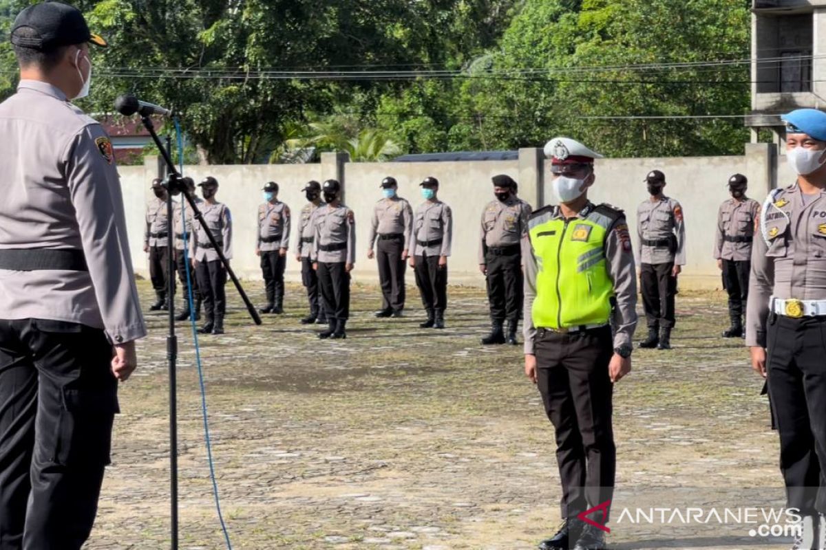 Polres Kayong Utara fokus disiplin prokes pada Operasi Zebra Kapuas 2021