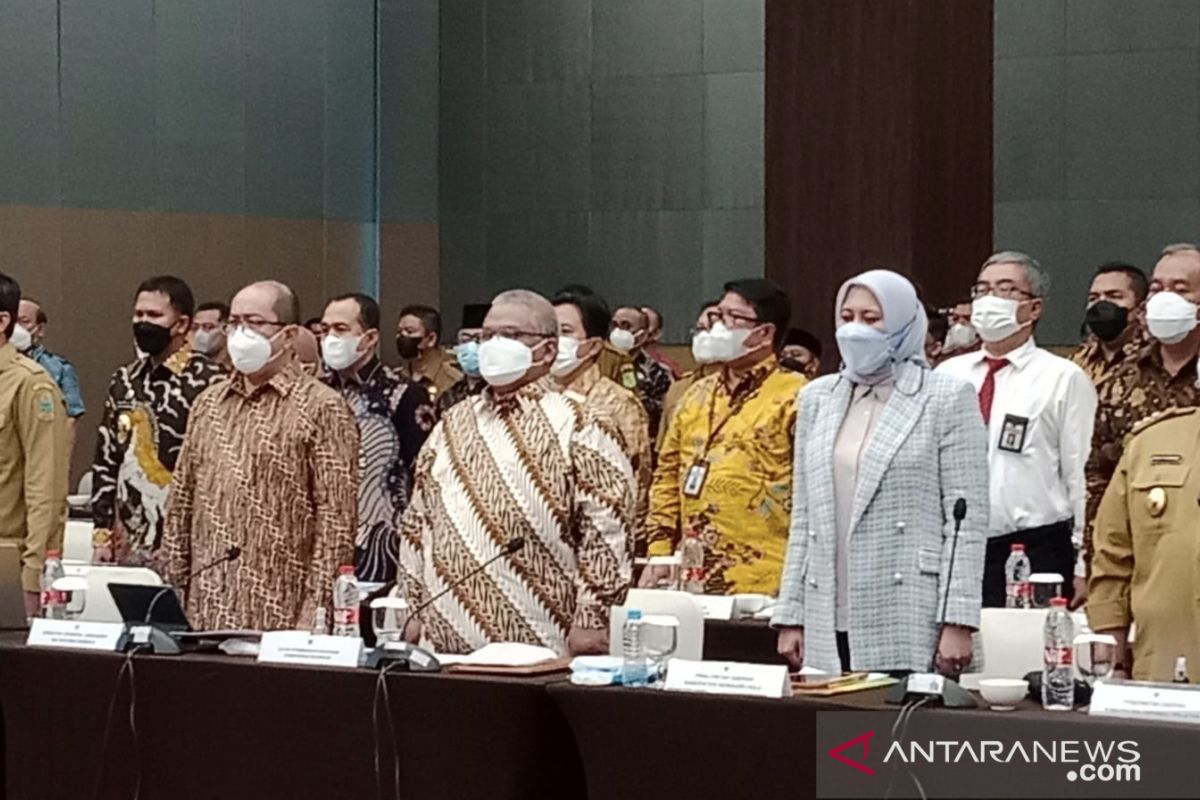 Bupati Inhu hadiri kunker Komisi XI DPR RI di Medan, ini yang disampaikan