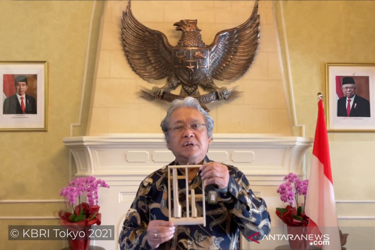 Angklung kayu karya Dhany Irfansyah pertama di dunia diperkenalkan di Tokyo