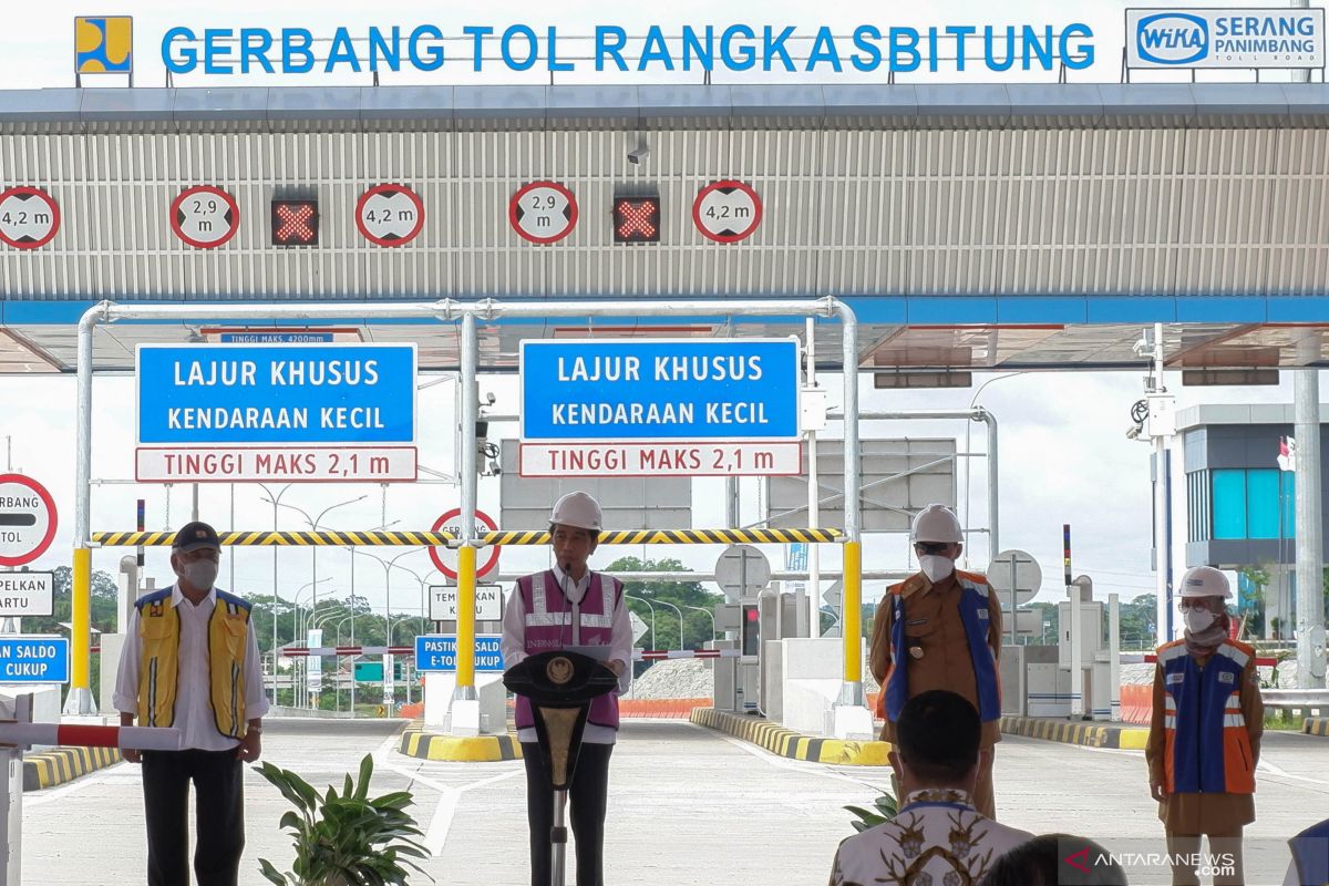 Serang-Panimbang Toll Road to boost Banten's economy: President