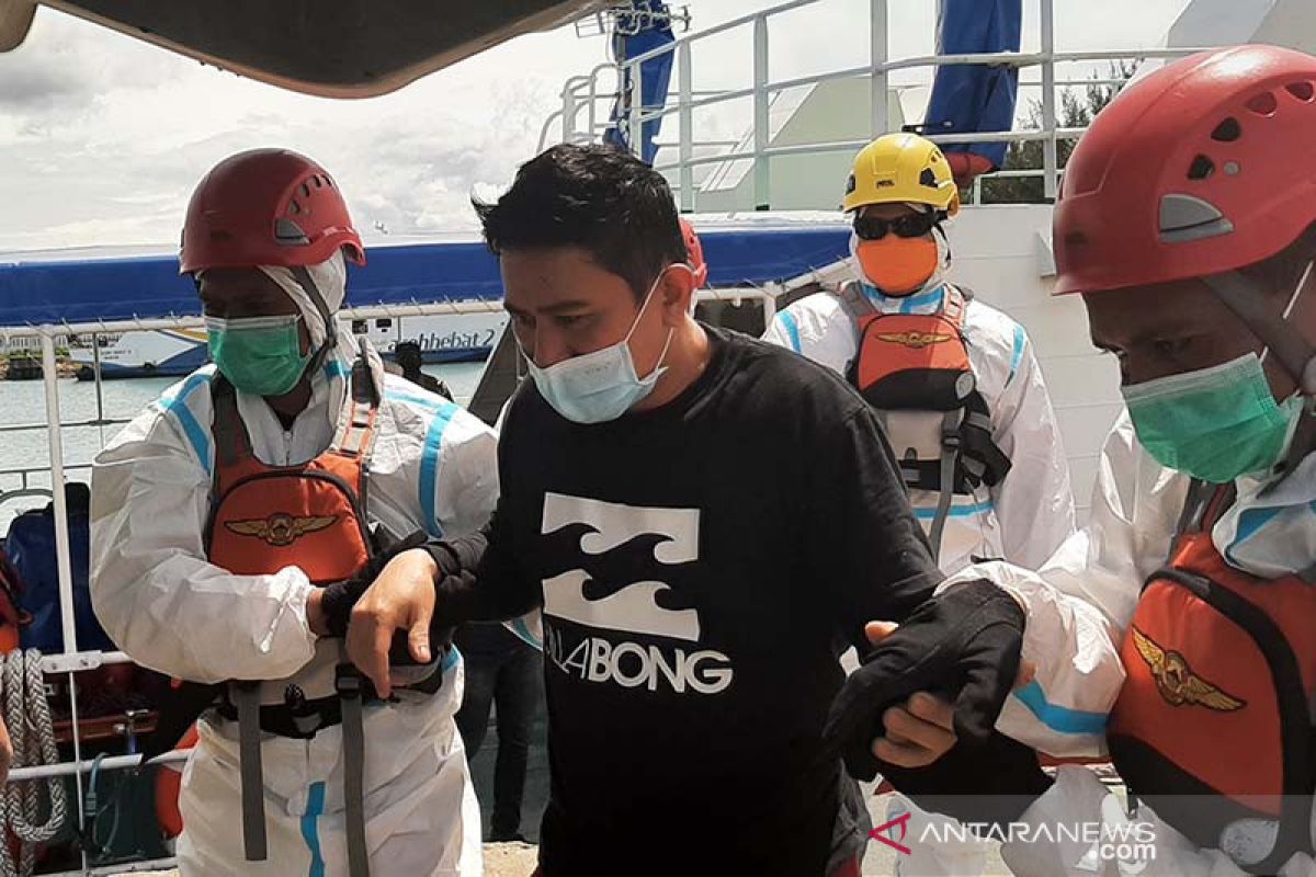 Aceh SAR team evacuates Filipino from Liberian-flagged cargo ship