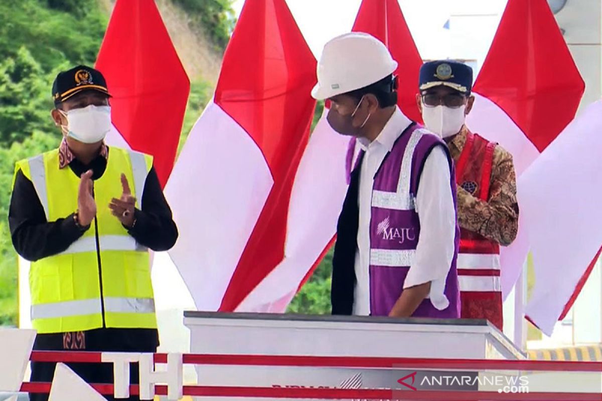 Presiden Jokowi resmikan Tol Serang-Panimbang seksi I