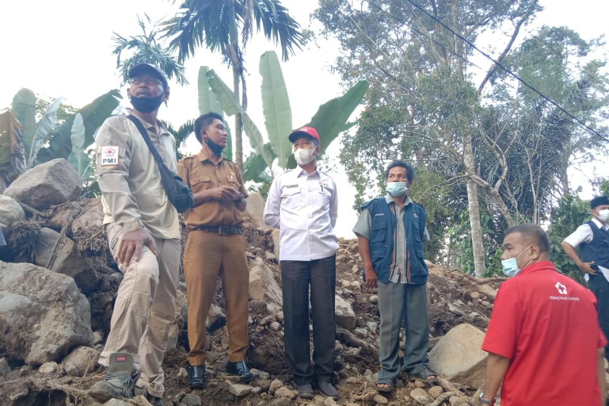 PMI Pasaman Barat salurkan sejumlah bantuan kepada korban banjir Talamau