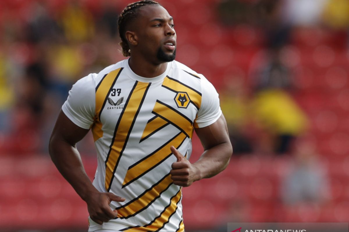 Tottenham bersiap rekrut Adama Traore dari Wolves