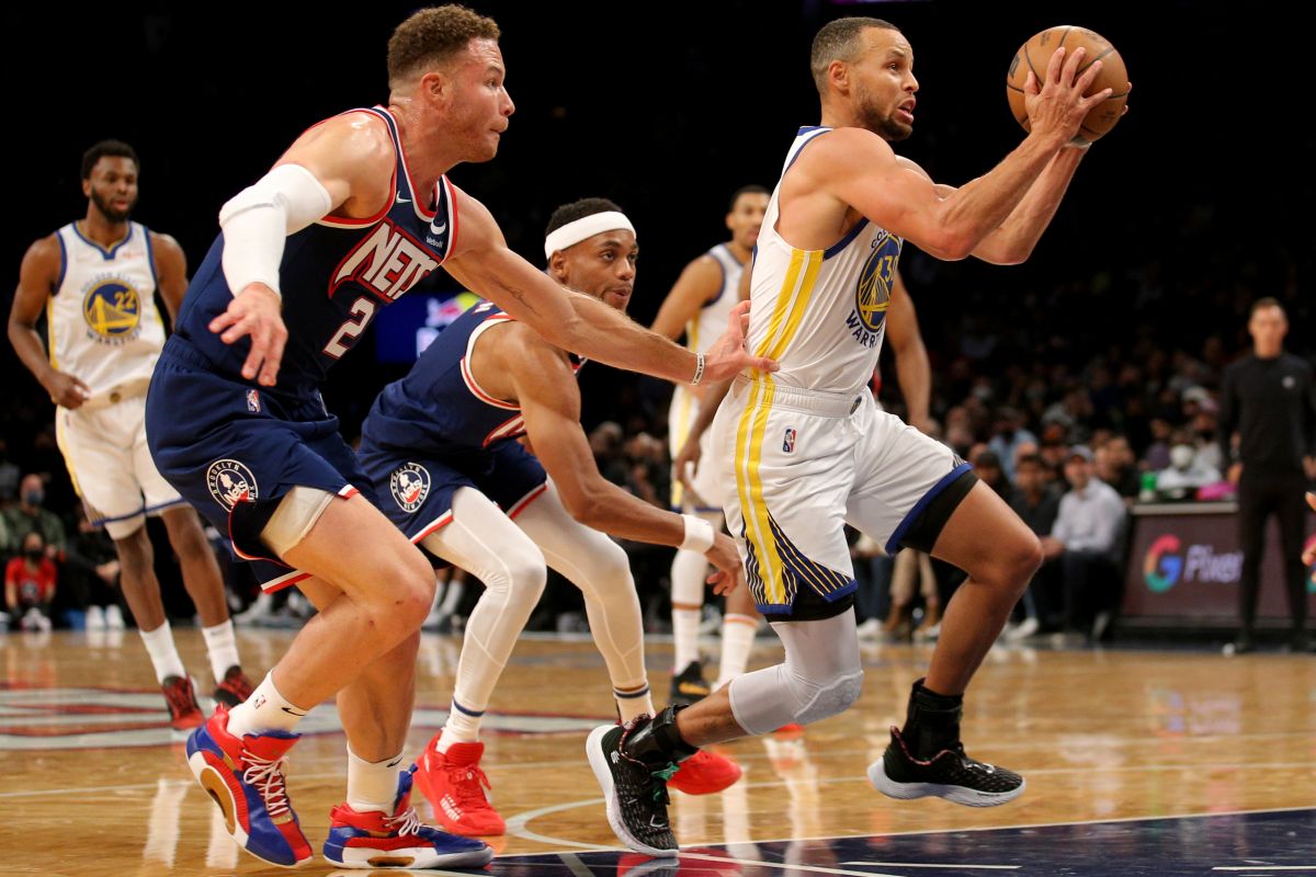 Stephen Curry pimpin Warriors hantam Nets 117-99