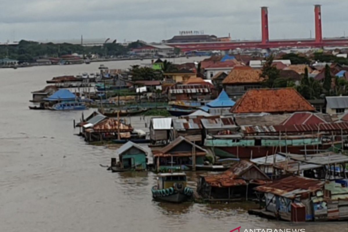 Sumsel siapkan perahu karet antisipasi banjir