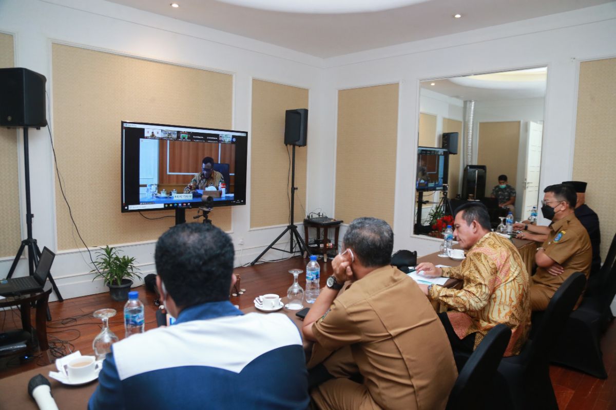 Gubernur Kepri dan Menkopolhukam bahas soal upah