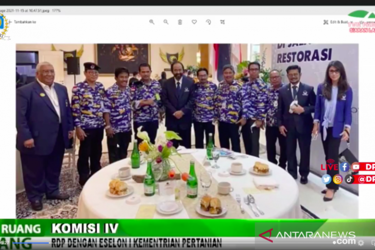 Anggota DPR minta KASN usut kasus ASN gunakan seragam mirip partai