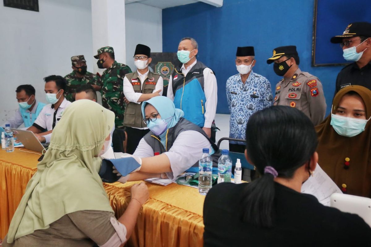 Pemkab Trenggalek libatkan Kodam Brawijaya percepat vaksinasi lansia