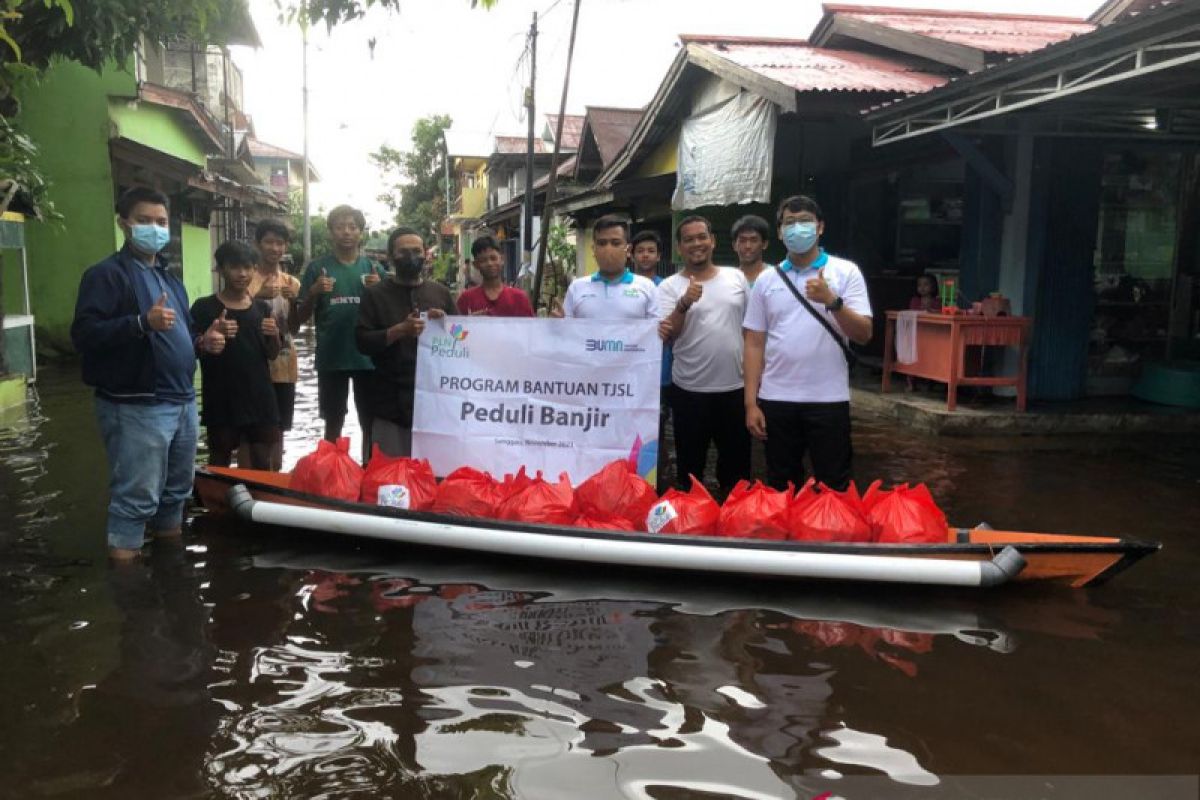 PLN pulihkan listrik terdampak banjir di Kalimantan Barat