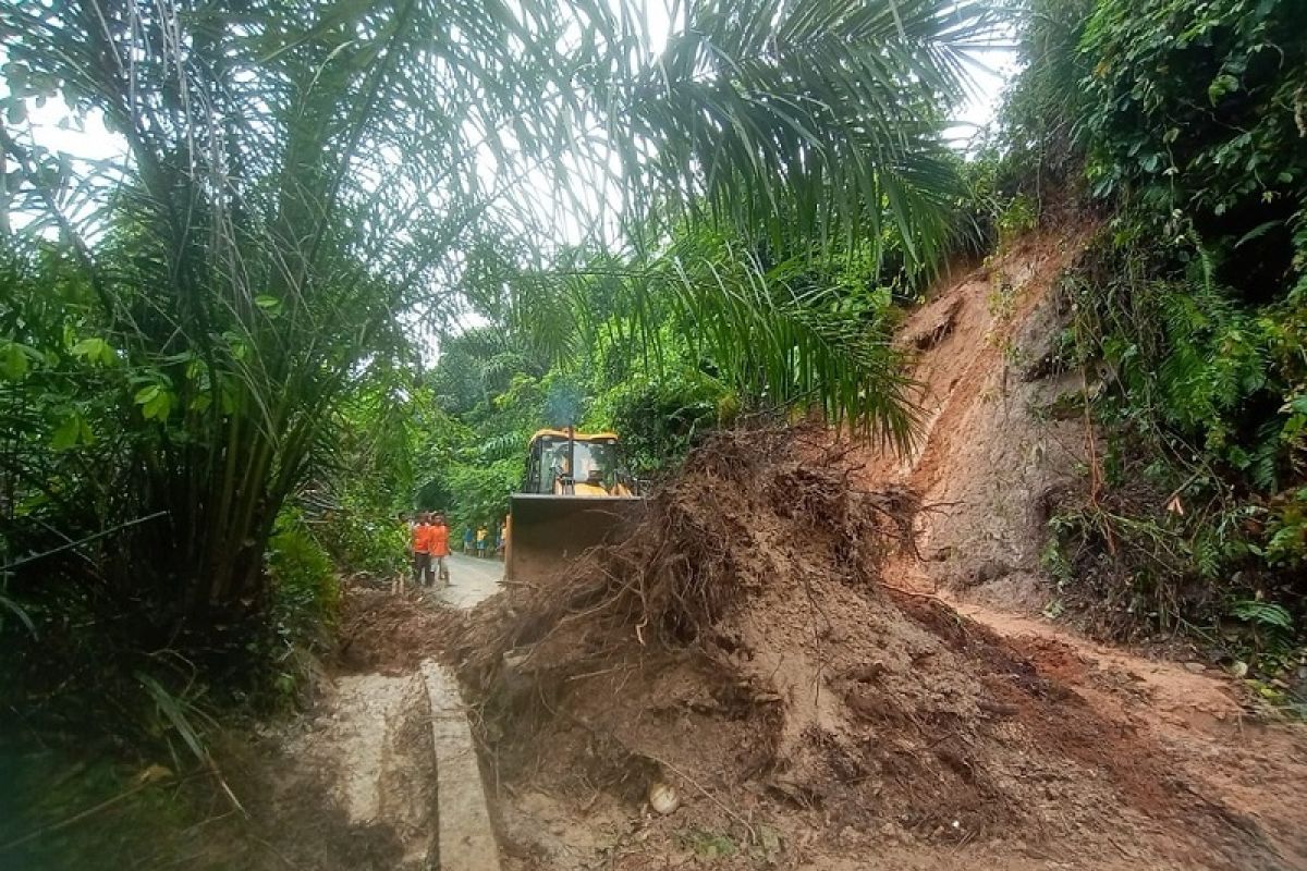 Pemkab Serdang  Bedagai minta masyarakat waspada cuaca ekstrem