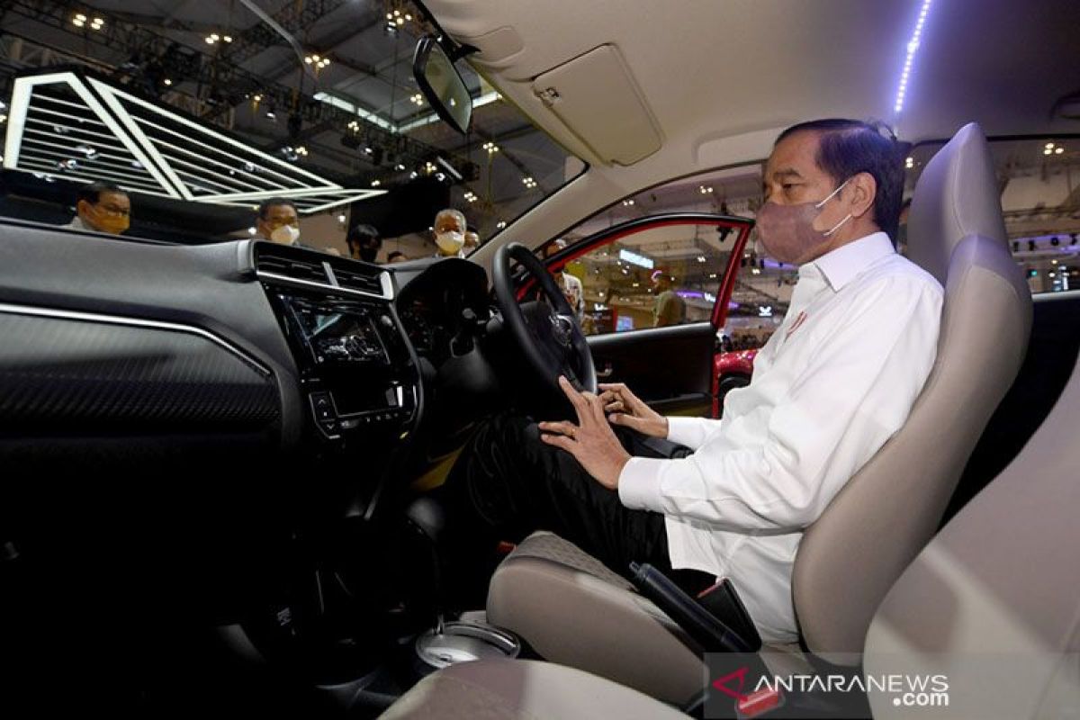 Presiden Jokowi sebut kebijakan PPnBM merupakan relaksasi industri otomotif saat pandemi