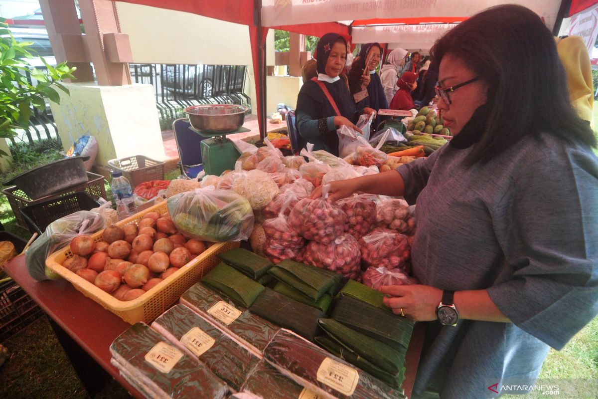 Sebanyak 70 petani Sulteng ikuti pasar tani  pamerkan produk lokal
