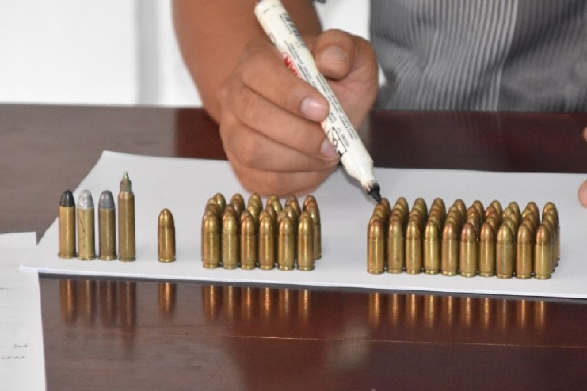 Abepura police receive 85 bullets found in Kotaraja dumpsite