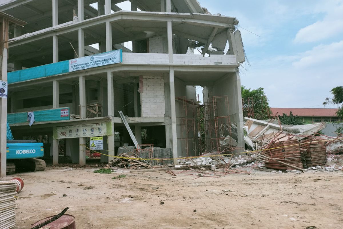 Empat korban gedung SMAN 96 yang roboh sudah pulang dari rumah sakit