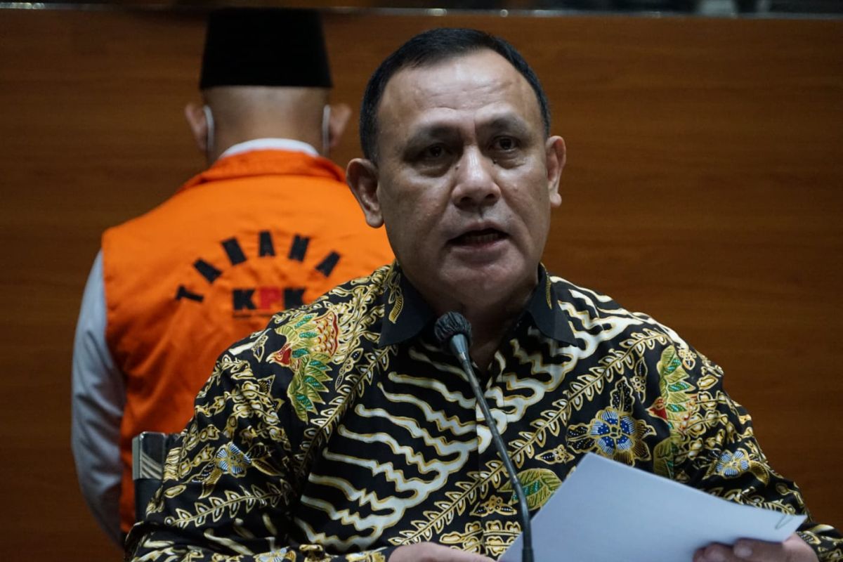 KPK duga Bupati Hulu Sungai Utara Abdul Wahid terima Rp18,9 miliar