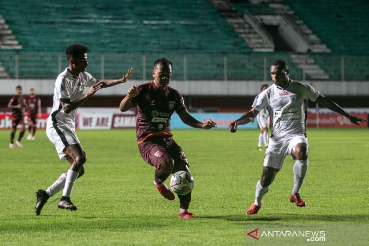 Liga 1 Indonesia - Umpan Boaz Solossa antar Borneo FC menang tipis atas Persipura