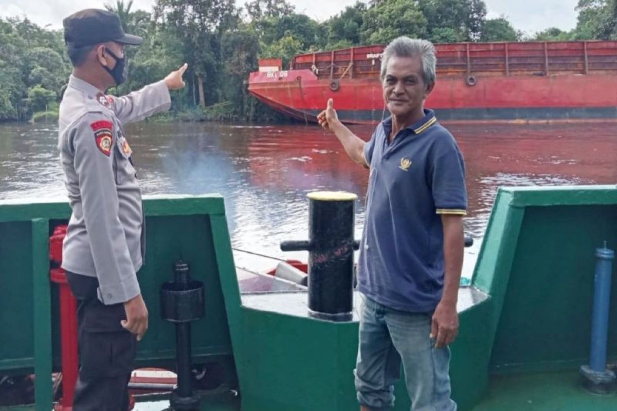 Kelotok tenggelam di Sungai Cempaga Kotim, kakek hilang terbawa arus