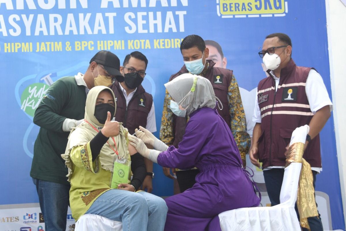 Pemkot Kediri dan Hipmi bersinergi gelar vaksinasi COVID-19